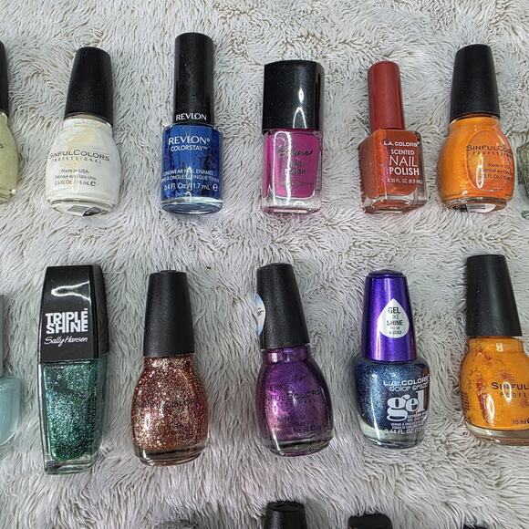 Mixed lot of Nail Polish Lot of 30 Assorted Colors Lot 2 - Picture 10 of 16